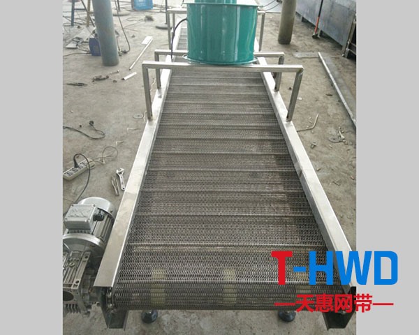 網(wǎng)帶式輸送機廠家